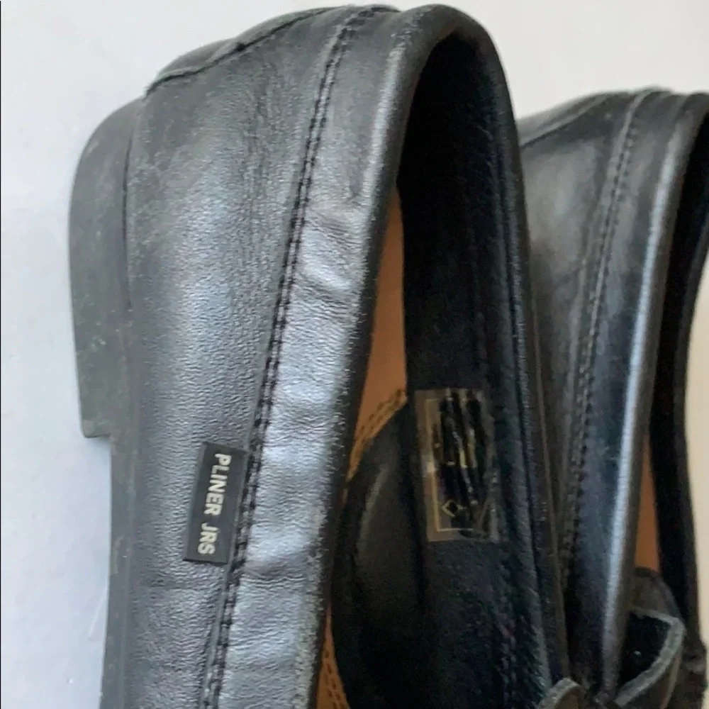 Kids hand made leather shoes